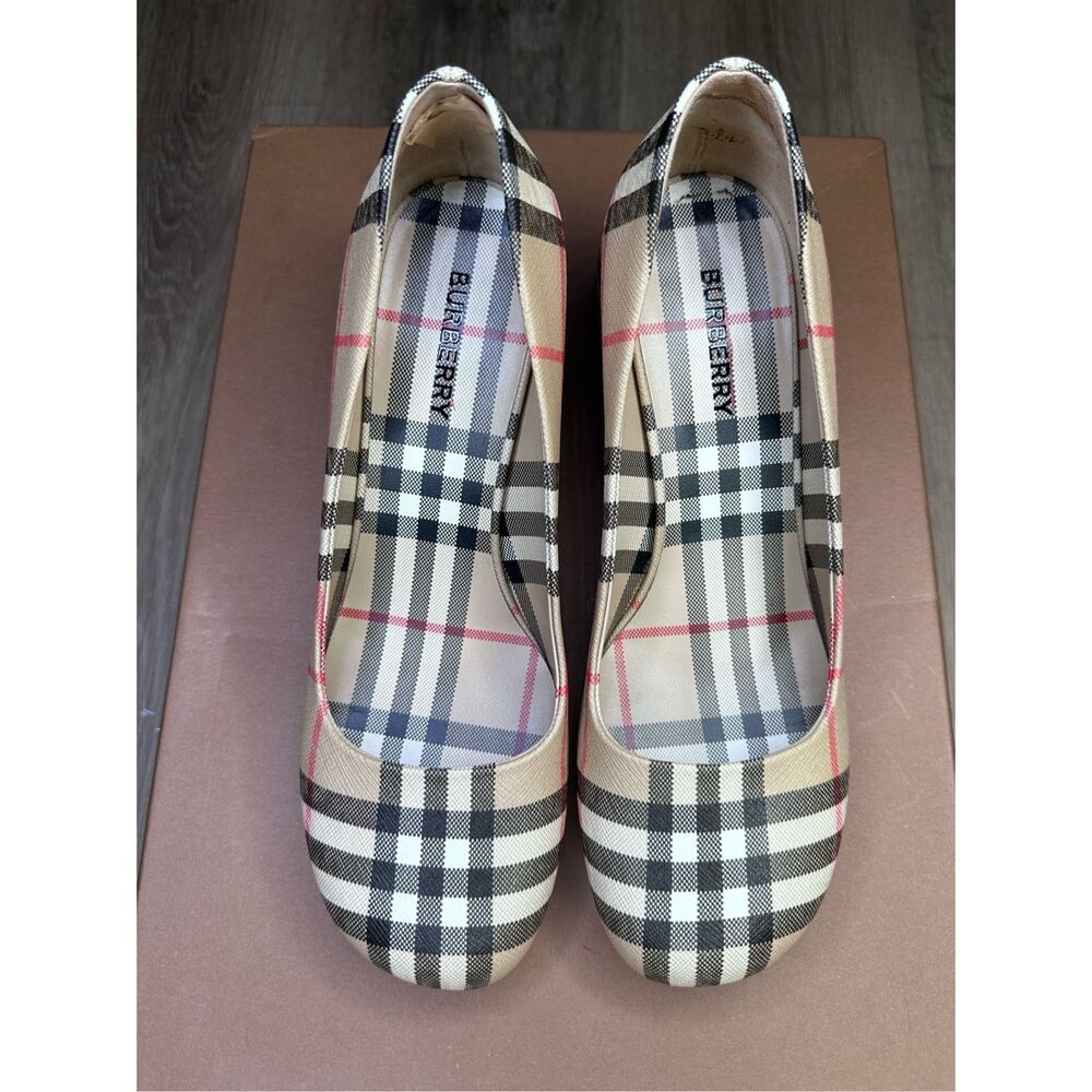 Burberry Joy Vintage Check Block Heel Round Toe Pumps Beige Size 38 $750 - Picture 7 of 16